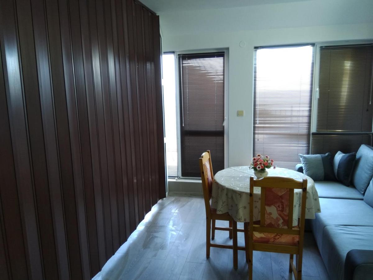 דירות ביאלה Sunny House Byala מראה חיצוני תמונה