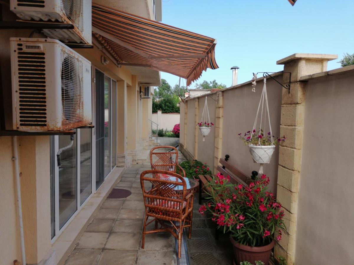 דירות ביאלה Sunny House Byala מראה חיצוני תמונה