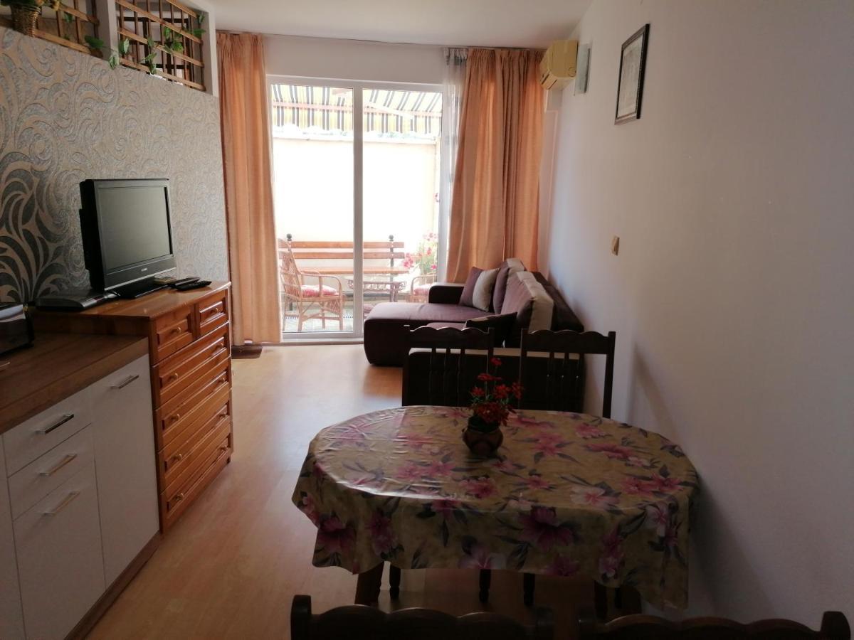 דירות ביאלה Sunny House Byala מראה חיצוני תמונה